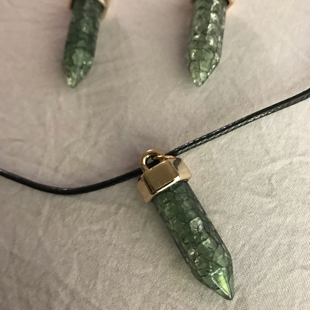 Jewelry/ necklace and earrings